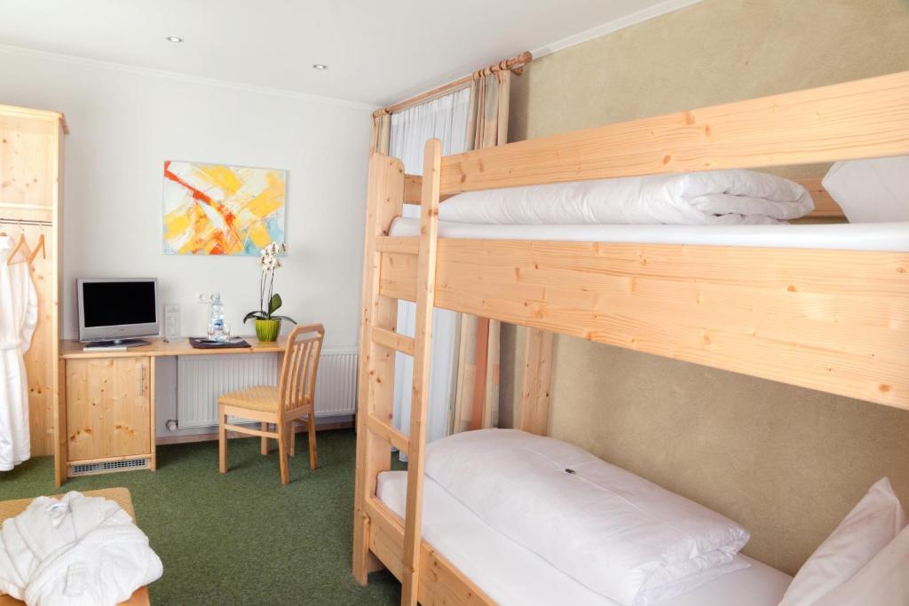 Hotel Garni Burger Sankt Jakob in Defereggen Pokój zdjęcie