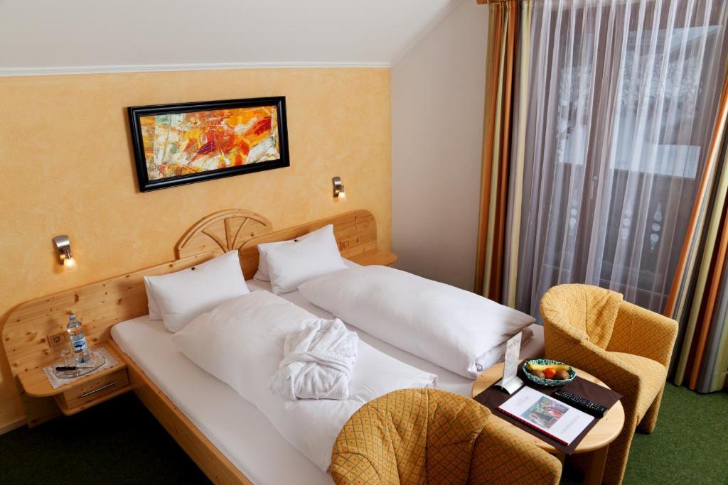 Hotel Garni Burger Sankt Jakob in Defereggen Pokój zdjęcie